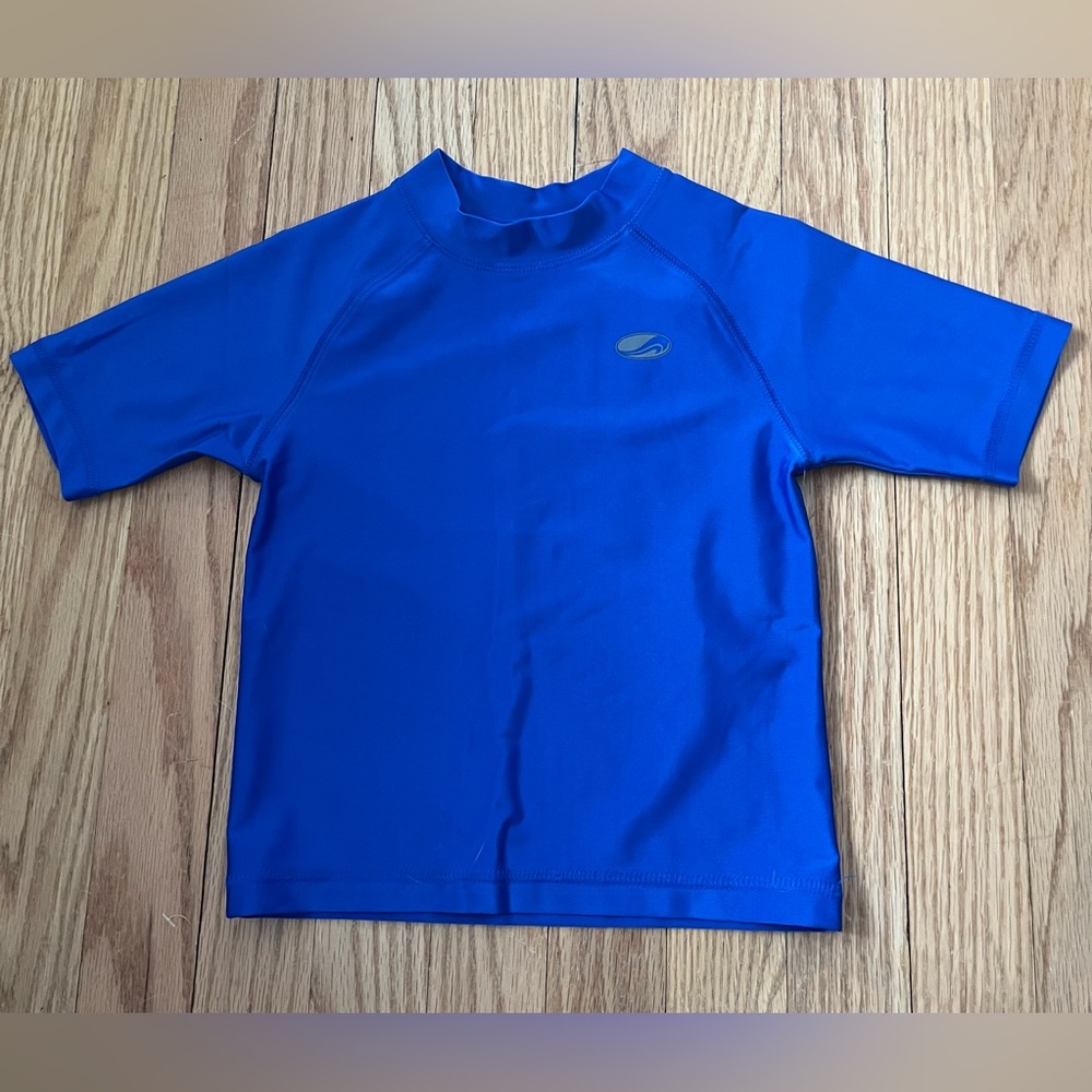 Arizona Jeans Co. Little Boys Short Sleeve Rashguard Shirt - Size 4T